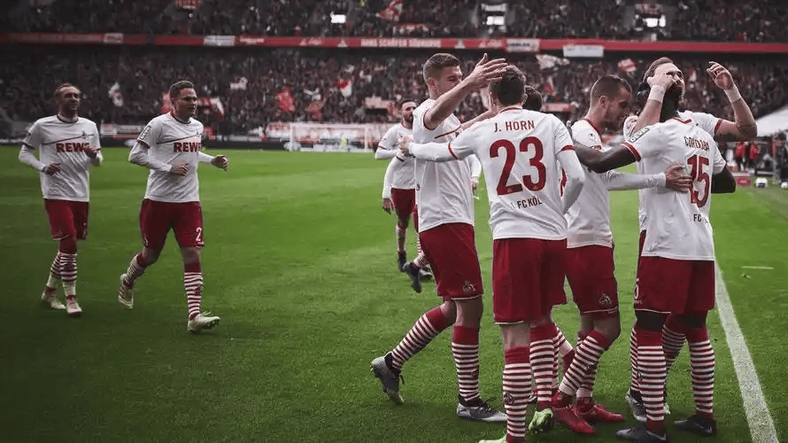 周日012德甲:斯图加特主场迎战柏林联合 复仇之战与客场韧性博弈